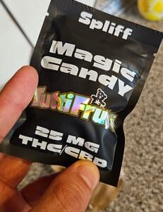 Opinión de cliente Magic Candy - Bonbons THC - 100 MG con foto - Spliff