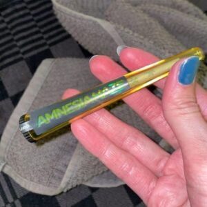 Opinión de cliente Porro de CBD pre-enrollado - Amnesia con foto - Spliff