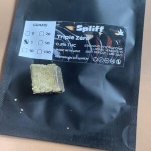 Opinión de cliente Triple Zéro - 80% con foto - Spliff