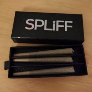 Opinión de cliente Caja de 3 porros pre-enrollados de CBD - Amnesia con foto - Spliff