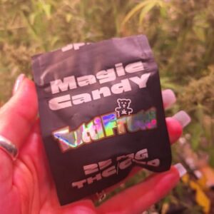Opinión de cliente Magic Candy - Bonbons THC - 100 MG con foto - Spliff