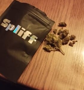 Opinión de cliente Minibud Premium Superskunk con foto - Spliff