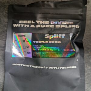 Opinión de cliente Triple Zero - 30% THCX con foto - Spliff