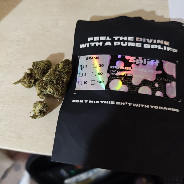 Click to view full screen Opinión de cliente Bubble Gum con foto - Spliff