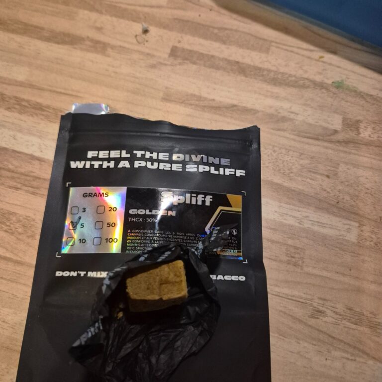 Click to view full screen Opinión de cliente Golden Crystal con foto - Spliff
