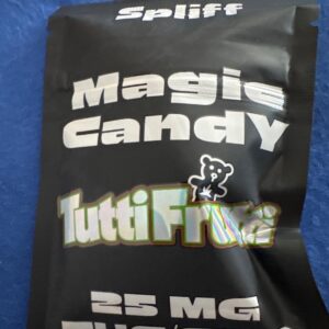 Opinión de cliente Magic Candy – Gominolas de THC – 100 MG con foto - Spliff
