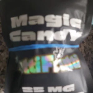 Opinión de cliente Magic Candy – Gominolas de THC – 100 MG con foto - Spliff