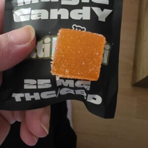 Opinión de cliente Magic Candy – Gominolas de THC – 100 MG con foto - Spliff