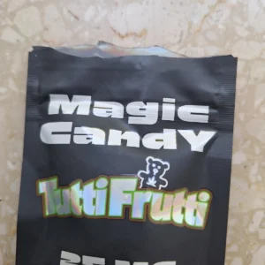 Opinión de cliente Magic Candy – Caramelos THC – 100 MG con foto - Spliff