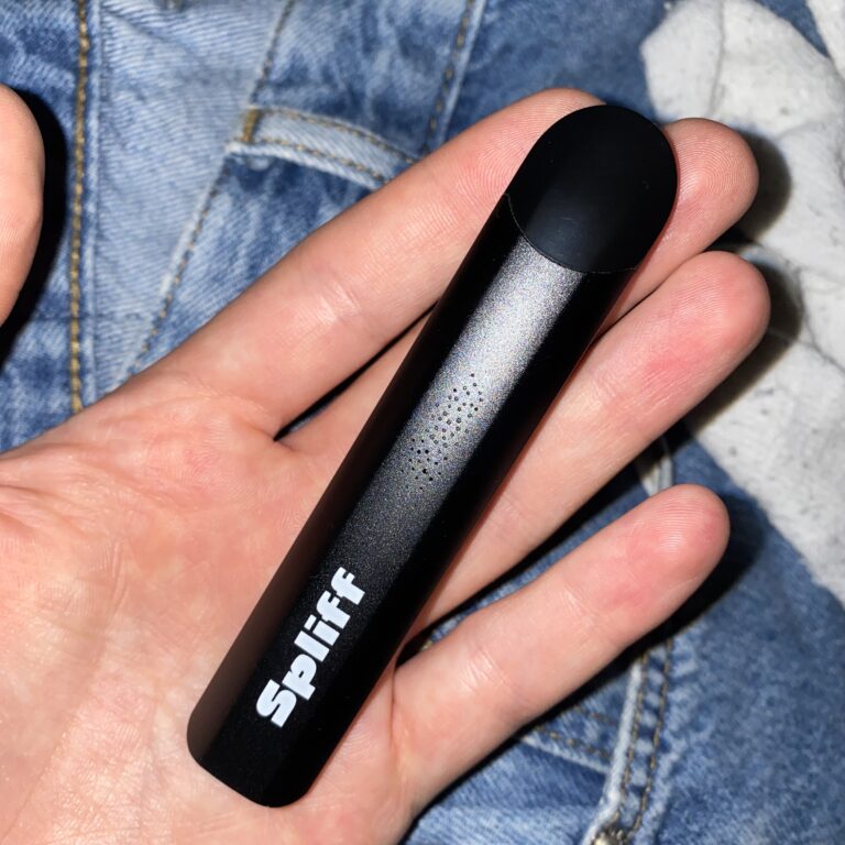 Click to view full screen Opinión de cliente Magic Vape con foto - Spliff
