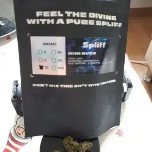 Opinión de cliente Minibud Premium - 30% THCX con foto - Spliff