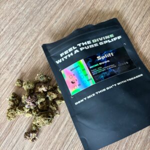 Opinión de cliente Minibud Premium - 30% THCX con foto - Spliff