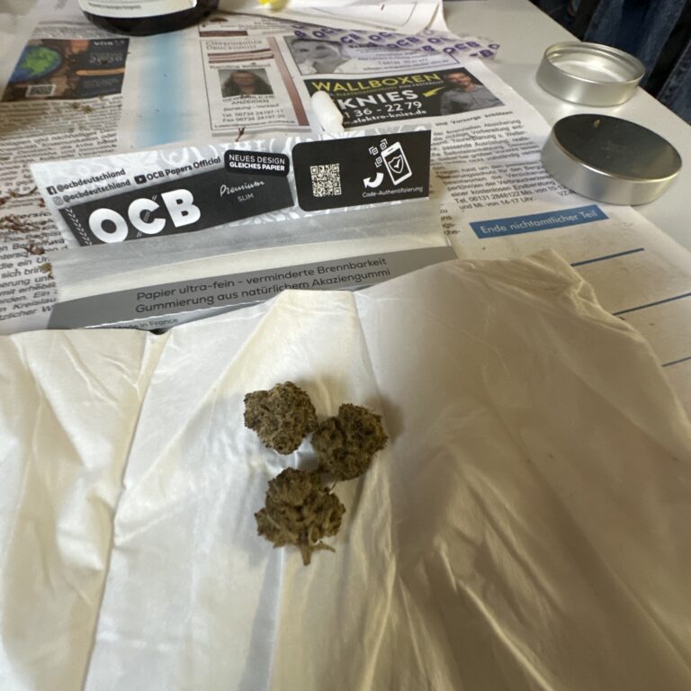 Click to view full screen Opinión de cliente Minibud Premium - 30% THCX con foto - Spliff