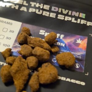 Opinión de cliente Moon Rock - 80% CBN con foto - Spliff