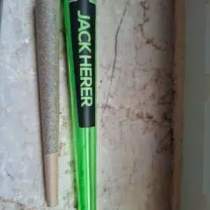 Opinión de cliente Porro de THCX pre-enrollado - Jack Herer con foto - Spliff
