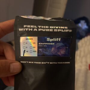 Opinión de cliente Sapphire con foto - Spliff
