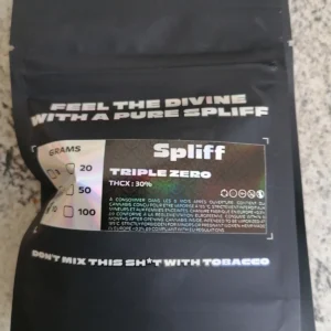 Opinión de cliente Triple Zero - 30% THCX con foto - Spliff